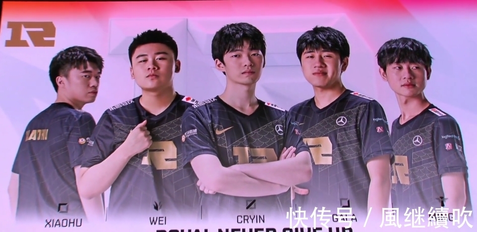 在逆境中难 在逆境中难