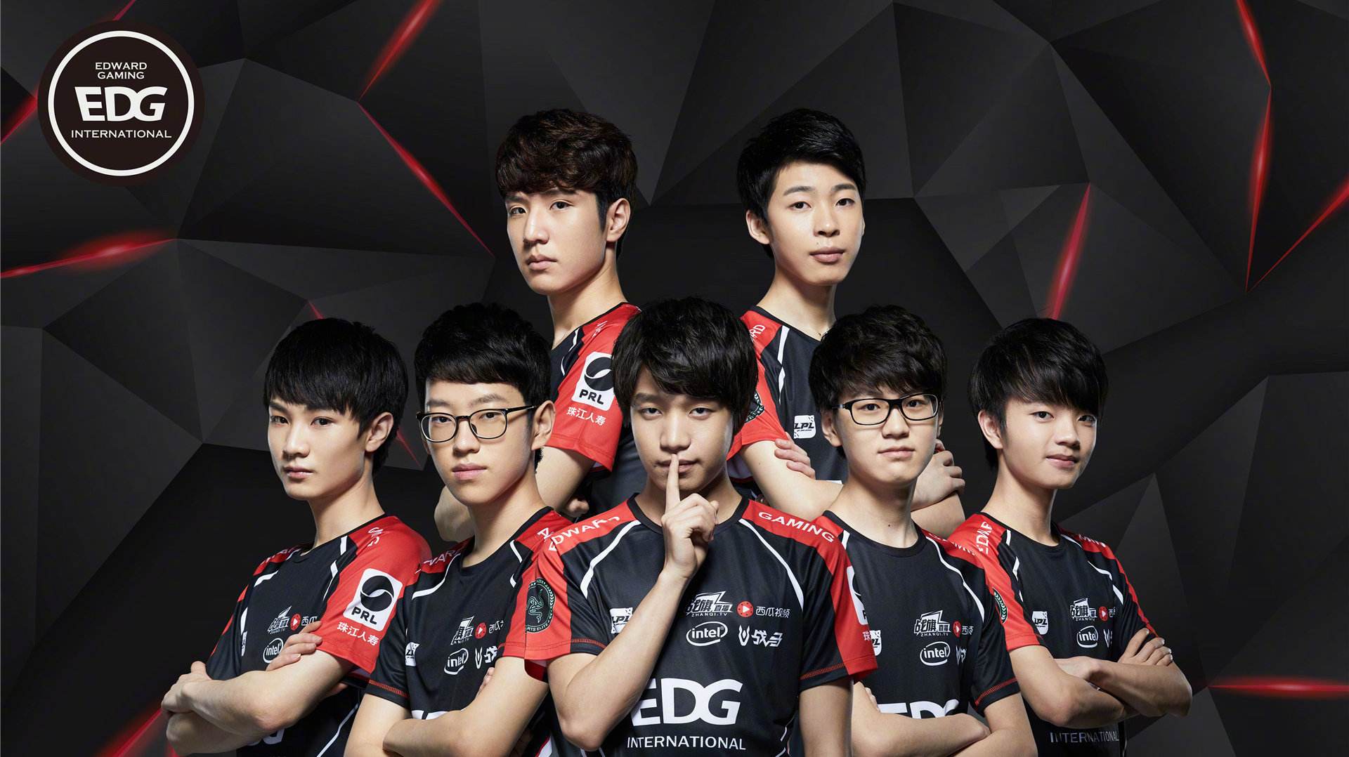 少打一人都 少打一人都